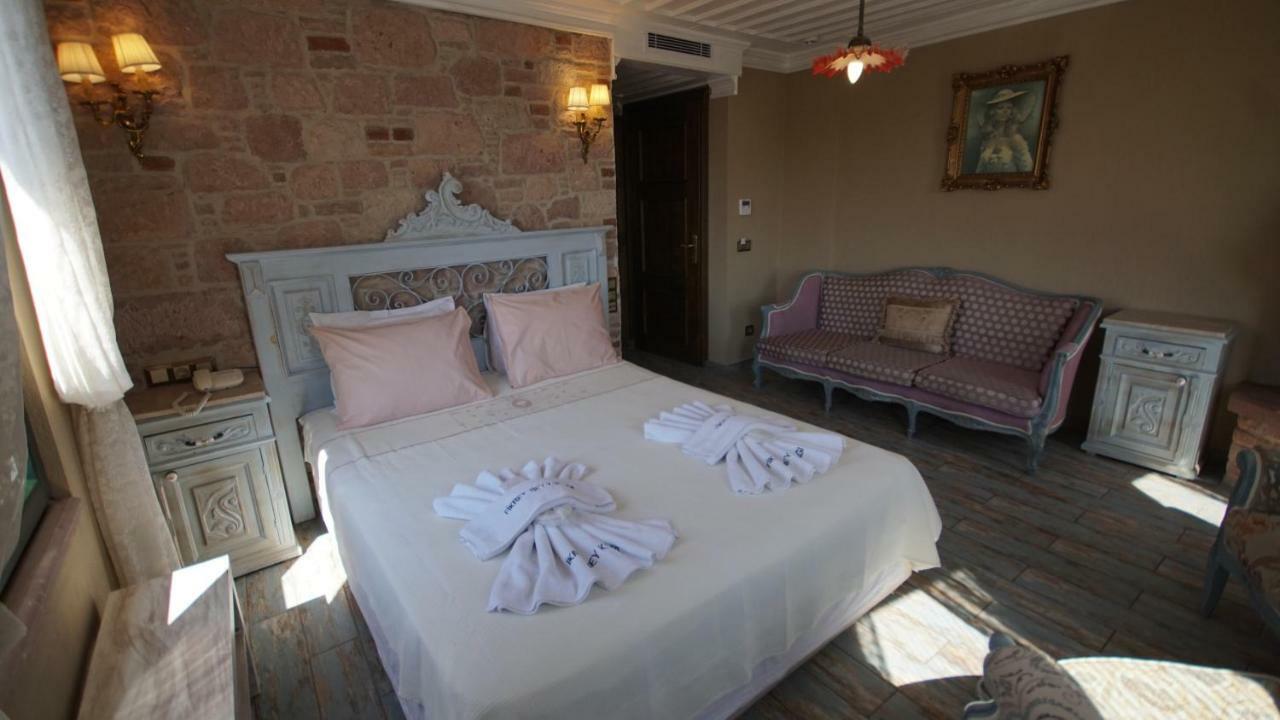 Fikretbey Konağı Otel Ayvalı Dış mekan fotoğraf
