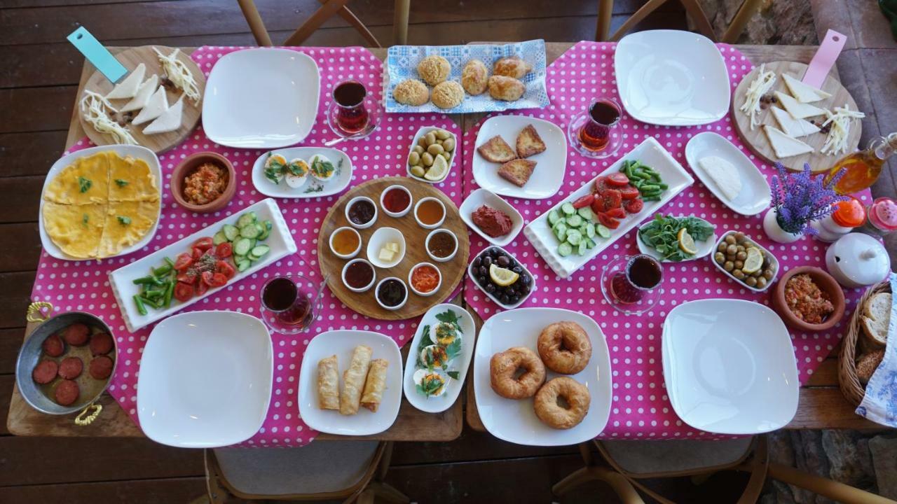 Fikretbey Konağı Otel Ayvalı Dış mekan fotoğraf
