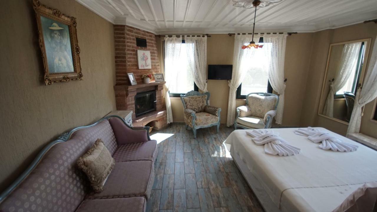 Fikretbey Konağı Otel Ayvalı Dış mekan fotoğraf