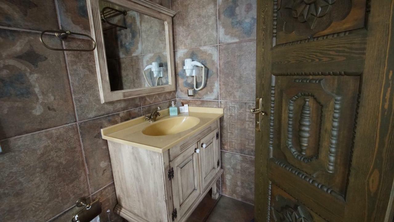 Fikretbey Konağı Otel Ayvalı Dış mekan fotoğraf
