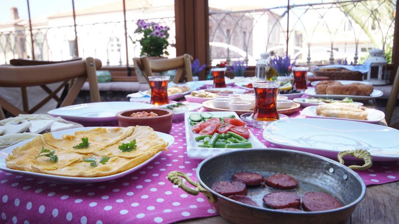 Fikretbey Konağı Otel Ayvalı Dış mekan fotoğraf
